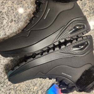 Skechers Women's Black High-Top Sneakers